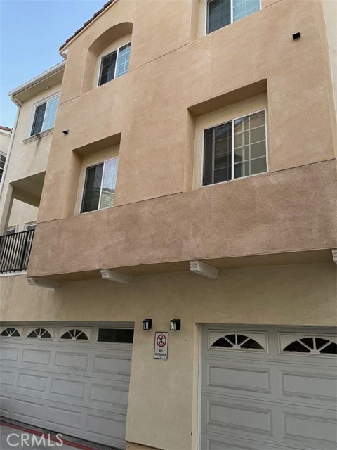 926 W. La Jolla Street, Placentia CA: https://media.crmls.org/medias/389f0f11-5ae7-4991-b825-bf9e4f709d33.jpg