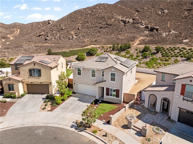 6283 Big Bend Way, Jurupa Valley CA: https://media.crmls.org/medias/389f1fbb-e560-4875-a5cc-b4890ebbae52.jpg