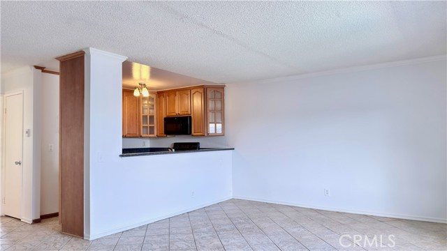 Detail Gallery Image 7 of 36 For 20930 Parthenia St #216,  Canoga Park,  CA 91304 - 1 Beds | 1 Baths