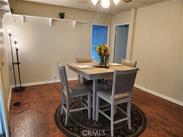 Detail Gallery Image 15 of 33 For 2330 Lake Forest Cir #110,  La Habra,  CA 90631 - 2 Beds | 2 Baths