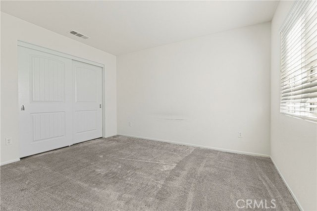 Detail Gallery Image 7 of 21 For 1796 Park Place Ln, Riverside,  CA 92501 - 3 Beds | 2/1 Baths