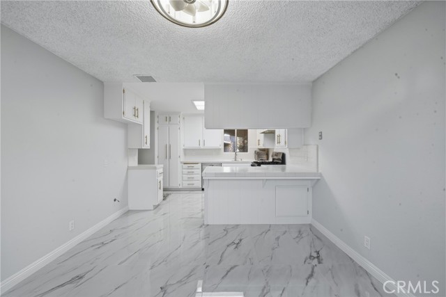 Detail Gallery Image 6 of 54 For 6255 Mitchell, Riverside,  CA 92505 - 4 Beds | 2 Baths