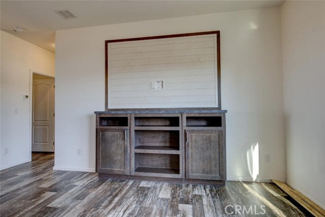 Detail Gallery Image 6 of 53 For 9791 Villarreal Dr, La Grange,  CA 95329 - 3 Beds | 2 Baths