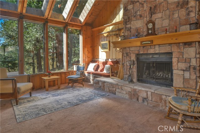 21962 Elliot, Cedarpines Park CA: https://media.crmls.org/medias/38a47877-cb15-4d6a-9d8c-8d18676d7a59.jpg