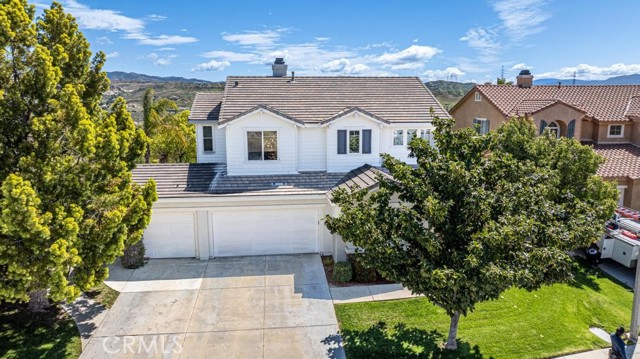 29208 Via Estancia, Valencia, CA 91354