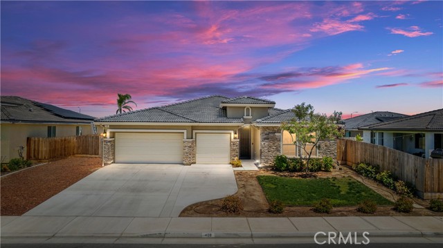 Detail Gallery Image 1 of 28 For 400 Hammersmith Dr, Bakersfield,  CA 93314 - 3 Beds | 2 Baths