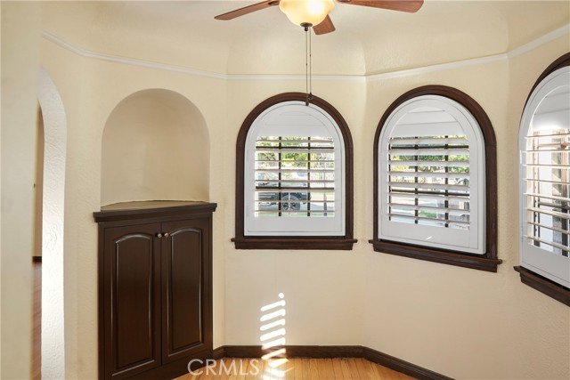 Detail Gallery Image 7 of 26 For 8465 San Carlos Ave, South Gate,  CA 90280 - 2 Beds | 1 Baths