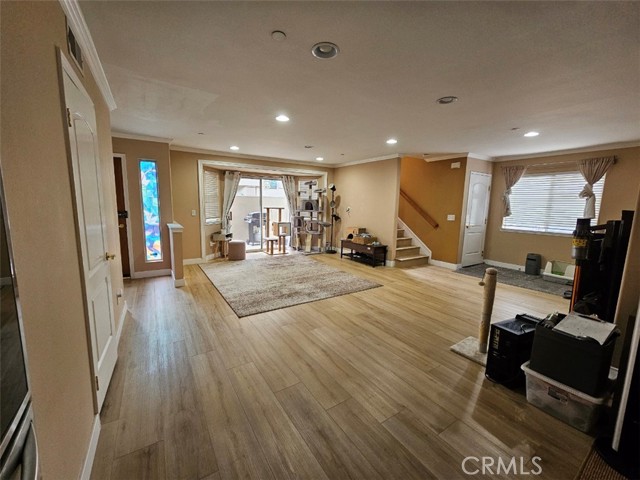 Detail Gallery Image 4 of 15 For 2056 Artesia Bld a,  Torrance,  CA 90504 - 3 Beds | 3 Baths