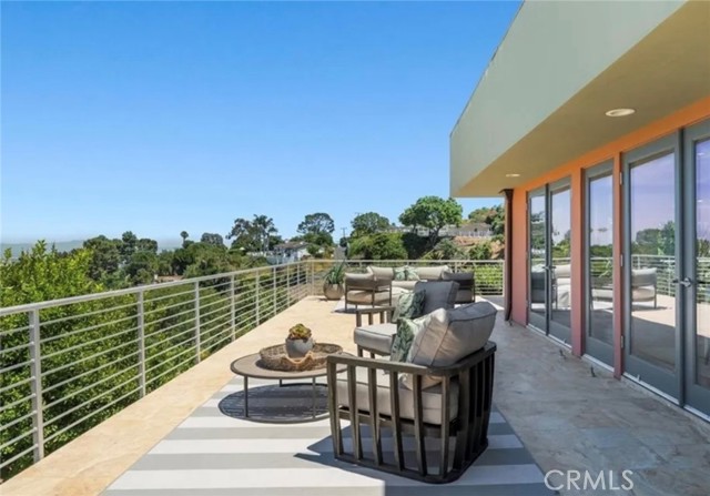 Detail Gallery Image 23 of 35 For 15 Coach Rd, Rancho Palos Verdes,  CA 90275 - 2 Beds | 2 Baths