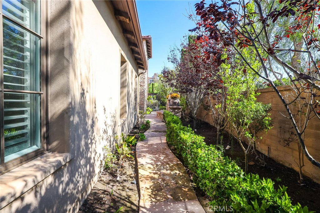 MLS #OC25219998 image #57