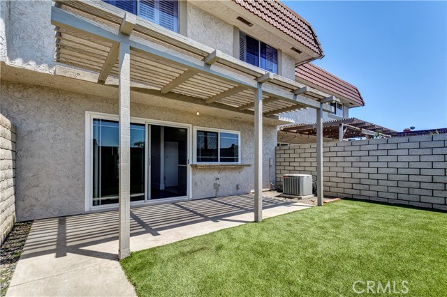 11263 Knott Avenue, Cypress CA: https://media.crmls.org/medias/38a95d92-53cc-47e2-b82d-88371050f6ee.jpg