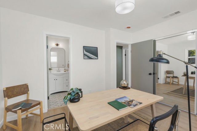 Detail Gallery Image 21 of 33 For 16125 Haynes St, Van Nuys,  CA 91406 - 3 Beds | 2 Baths