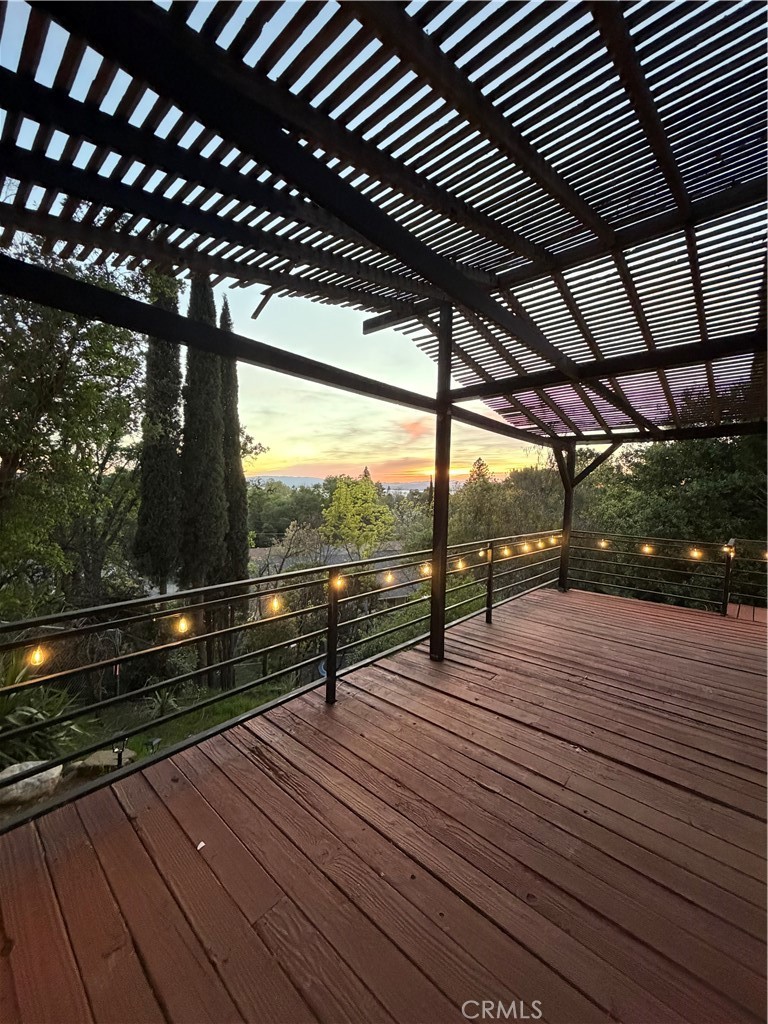 https://media.crmls.org/medias/38a9c537-78e3-47e0-a826-3392d1596bf4.jpg?preset=X-Large