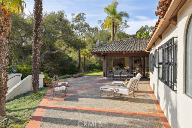 Detail Gallery Image 9 of 68 For 3978 Laguna Blanca, Santa Barbara,  CA 93110 - 12 Beds | 11/1 Baths