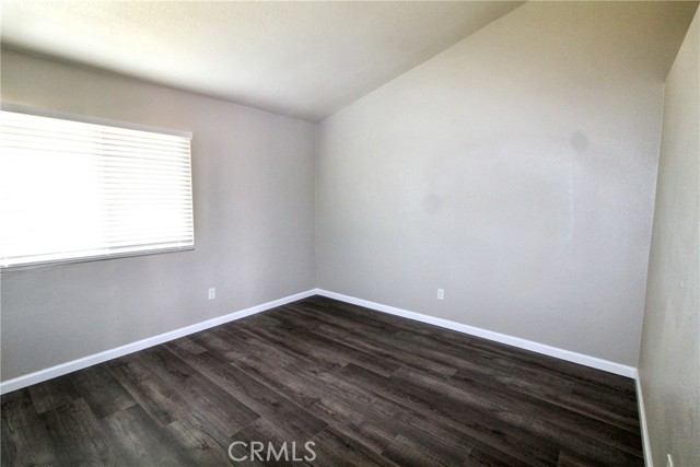 13083 Raenette Way, Moreno Valley CA: https://media.crmls.org/medias/38ac0980-d721-4963-880c-1daf3cff2581.jpg