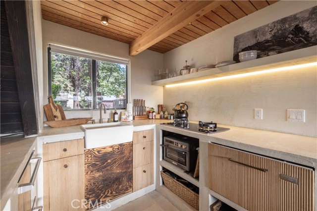 42645 La Cerena Avenue, Big Bear Lake, CA 92315