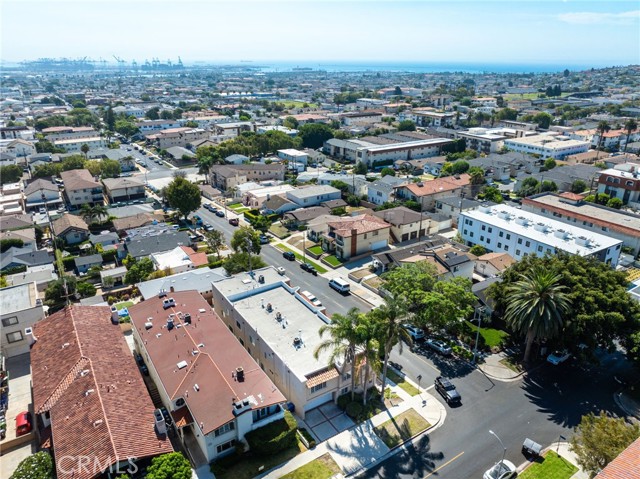 1078 W 10th Street, San Pedro CA: https://media.crmls.org/medias/38add6e5-a6f8-481d-8b3e-592f68e777dd.jpg