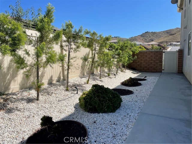21108 Bison Mesa Road, Riverside CA: https://media.crmls.org/medias/38ae92b3-f3ea-4098-9af1-5f8d4b5eda9a.jpg