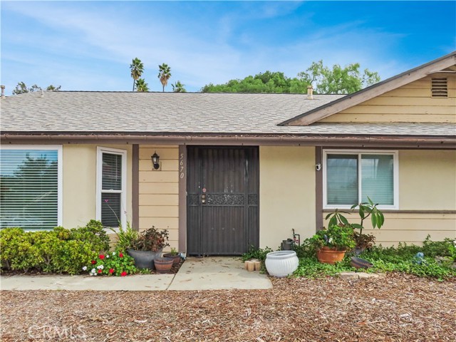 Detail Gallery Image 5 of 41 For 5670 Camino Real, Jurupa Valley,  CA 92509 - 3 Beds | 2 Baths