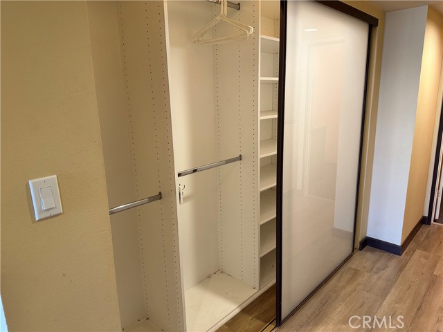 Detail Gallery Image 19 of 31 For 14560 Benefit St #301,  Sherman Oaks,  CA 91403 - 2 Beds | 2 Baths