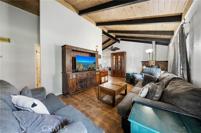 Detail Gallery Image 13 of 42 For 9303 Stagecoach Ln, Lower Lake,  CA 95457 - 4 Beds | 2 Baths