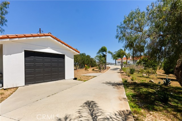 Detail Gallery Image 48 of 52 For 3610 Monserate Hill Ct, Fallbrook,  CA 92028 - 4 Beds | 3/1 Baths