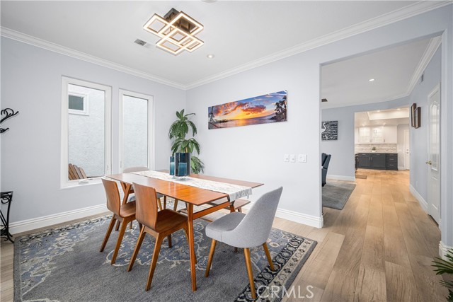 Image 27 of 72 For 1713 Electric Avenue