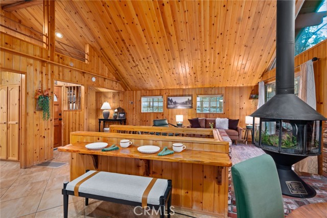 Detail Gallery Image 12 of 40 For 32143 West Dr, Running Springs,  CA 92382 - 2 Beds | 1/1 Baths