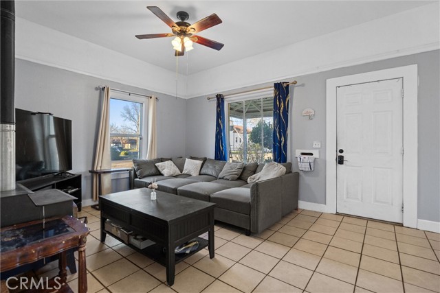 Detail Gallery Image 8 of 42 For 855 Johnson, Red Bluff,  CA 96080 - 4 Beds | 2 Baths