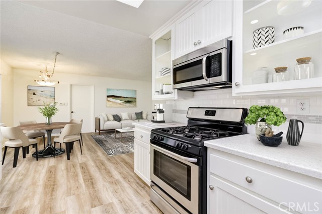 Detail Gallery Image 7 of 52 For 1919 Austin Ct, Claremont,  CA 91711 - 4 Beds | 2 Baths