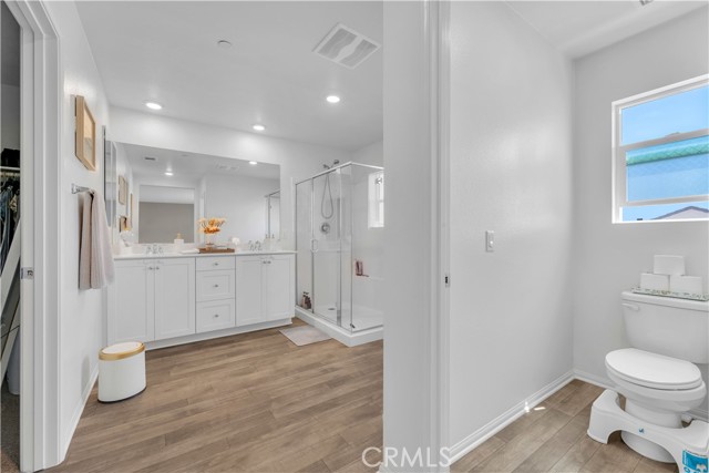 4422 Jade Court, Lancaster CA: https://media.crmls.org/medias/38b313fc-d8b4-4cb5-950d-69401ea742bb.jpg