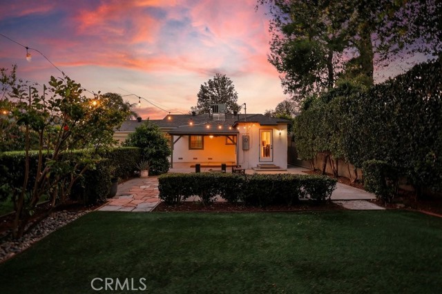 Detail Gallery Image 33 of 54 For 16937 Hartland, Lake Balboa,  CA 91406 - 2 Beds | 2 Baths