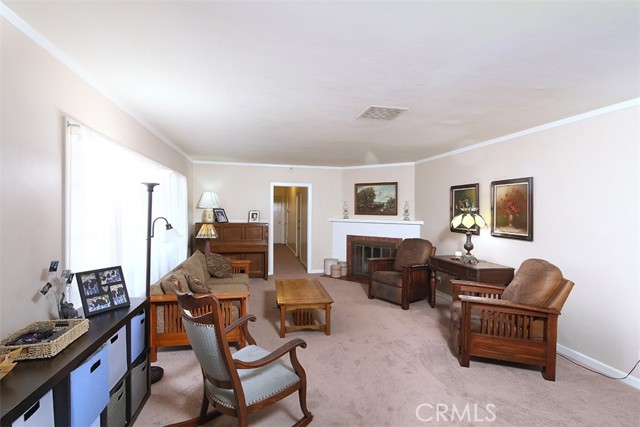 5120 Agnes Avenue, Temple City CA: https://media.crmls.org/medias/38b365f8-964e-47c0-a838-2a74a6c73d6a.jpg