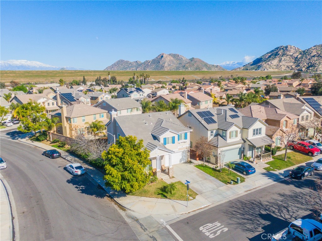 3919 Salt River Lane, Perris, CA 92571