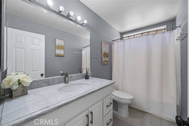 37310 Newbury Place, Palmdale CA: https://media.crmls.org/medias/38b4b3f0-ae4f-4a83-954a-280104027c7c.jpg
