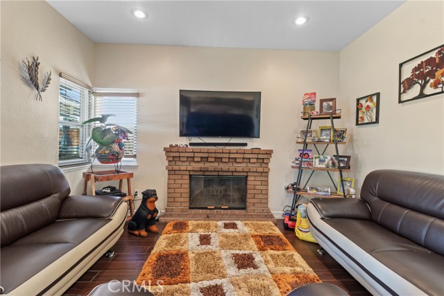 Detail Gallery Image 9 of 41 For 36315 Ramona Rd, Palmdale,  CA 93550 - 4 Beds | 3 Baths