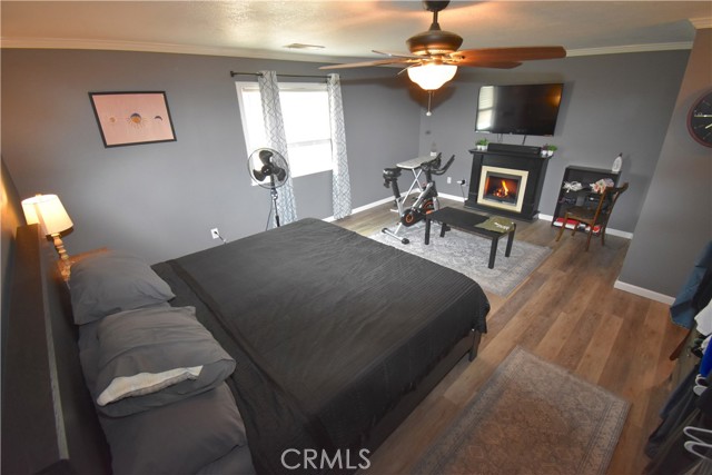 Detail Gallery Image 14 of 16 For 14247 Mission St, Oak Hills,  CA 92344 - 3 Beds | 2 Baths