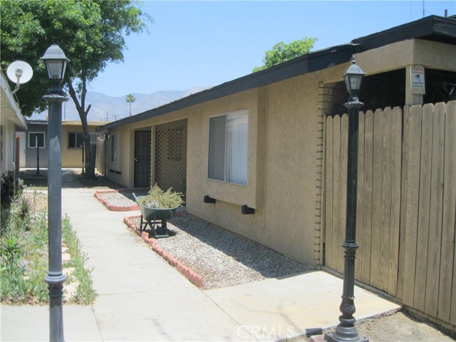 235 E 7th Street, San Jacinto CA: https://media.crmls.org/medias/38b6f9bb-c086-4c9a-91ed-04b9e79f85cc.jpg
