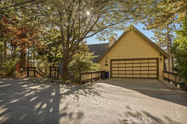 201 Grizzly, Lake Arrowhead, CA 92352