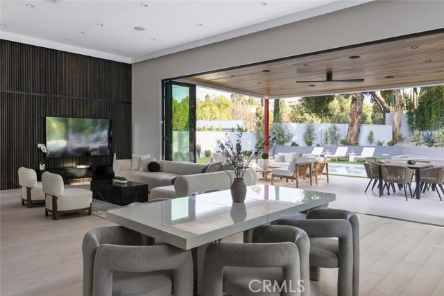 Detail Gallery Image 16 of 51 For 22020 Alizondo, Woodland Hills,  CA 91364 - 3 Beds | 3 Baths