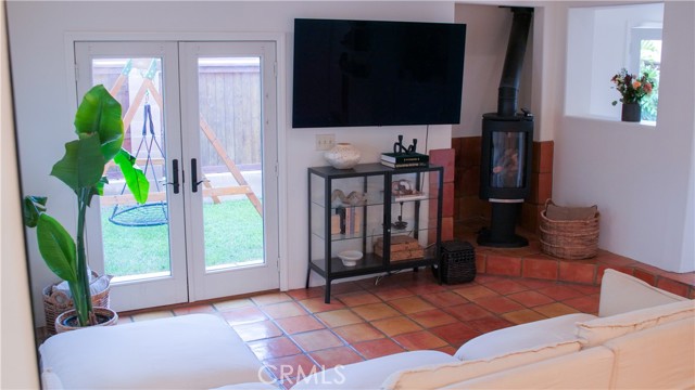 Open Living Room With Access to Back Yard Open Living Room With Access to Back Yard