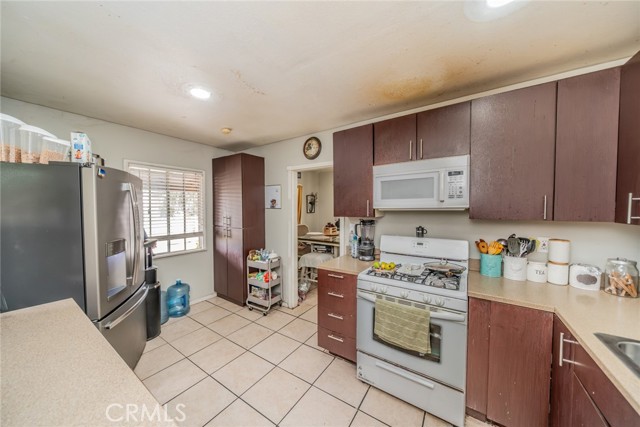 Detail Gallery Image 19 of 36 For 13512 Blvd Arrow, Fontana,  CA 92335 - 2 Beds | 1 Baths
