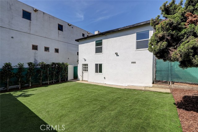 Detail Gallery Image 37 of 38 For 3010 Laurel Ave, Manhattan Beach,  CA 90266 - 4 Beds | 2 Baths