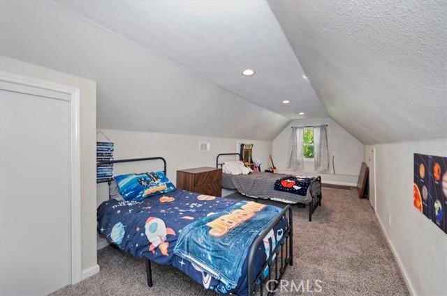 396 Log, Crestline, CA 92325