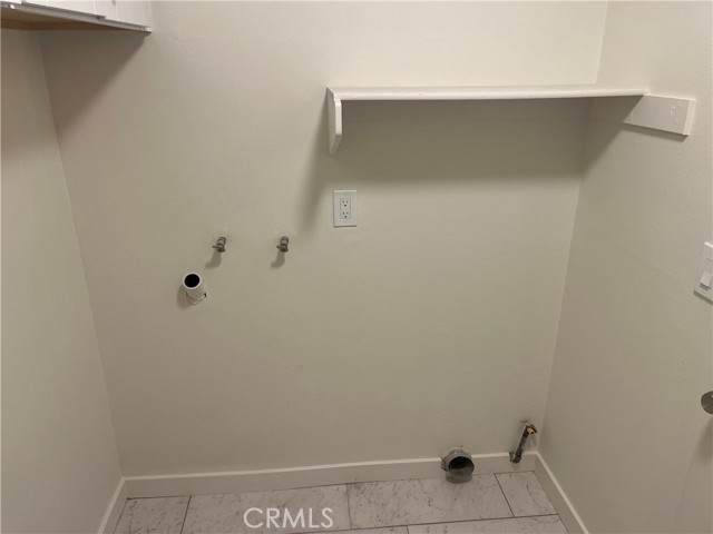 https://media.crmls.org/medias/38b9e49a-1db7-4cd3-a34e-f05ff6a0817b.jpg
