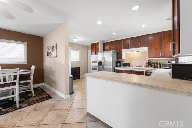 Detail Gallery Image 5 of 18 For 2239 Homewood Ave, Simi Valley,  CA 93063 - 3 Beds | 2 Baths