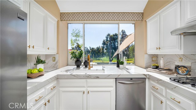 Detail Gallery Image 22 of 58 For 4 Vista Frondosa, Rancho Santa Margarita,  CA 92688 - 3 Beds | 2/1 Baths