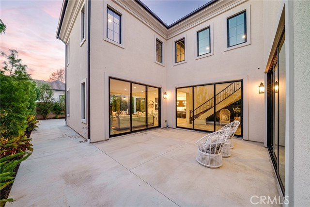 56 Egret, Irvine CA: https://media.crmls.org/medias/38bb5662-bd2a-4df2-93b5-88f26aac046d.jpg