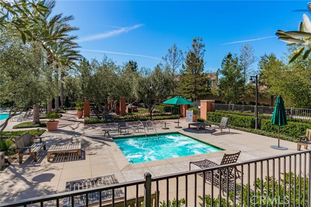 Detail Gallery Image 19 of 20 For 191 Bright Poppy, Irvine,  CA 92618 - 3 Beds | 2/1 Baths