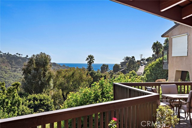 Detail Gallery Image 38 of 46 For 1362 Morningside Dr, Laguna Beach,  CA 92651 - 5 Beds | 3/1 Baths